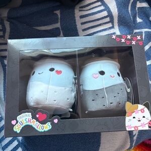 BNIB Yin & Yang Squishmallows cute salt and pepper 5”